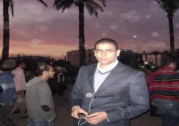 محمد أبو حامد عضو البرلمان ينضم للمعتصمين