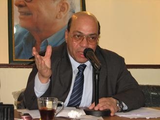 &nbsp;

&nbsp;

الدكتور شاكر عبد الحميد أستاذ علم
نفس الإبداع