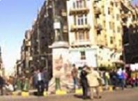 تجمع ظهر اليوم الأحد المئات من كبار السن _أصحاب المعاشات_في ميدان