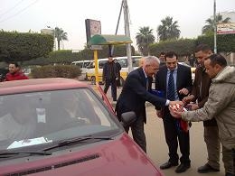 في خطوة غريبة ومثيرة للجدل، وزع اللواء صلاح عكاشة مدير أمن كفرالشيخ