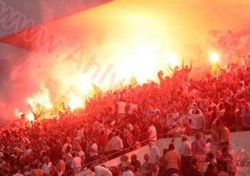 &nbsp;&nbsp;قامت القوات المشتركة من الجيش والشرطة بغلق الشوارع