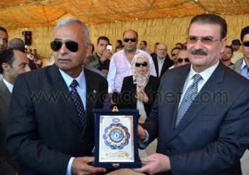 بالصور وزير النقل يشارك المحافظ وشعب السويس في الافتتاح الرسمي لميناء