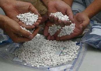 صرح الدكتور ايمن الخطيب مساعد وزير الصحة للشئون الصيدلية أن الفترة