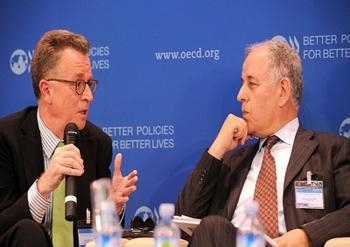 أعلن البنك الدولي أن الدول النامية أحرزت تقدما كبيرا في مكافحة الفقر