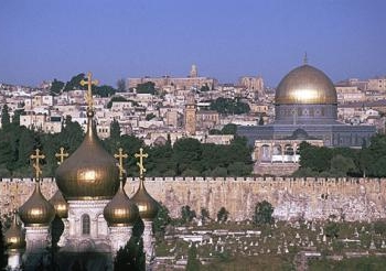 عوض شفيق: كنائس المهجر لم تعط أى تصاريح لزيارة القدس