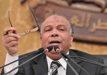 الموافقة مبدئيا على قانون العزل السياسى