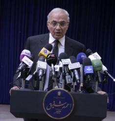 لفريق أحمد شفيق: قوي مختلفة تتعمد محاولة اقصائي من السباق الانتخابي