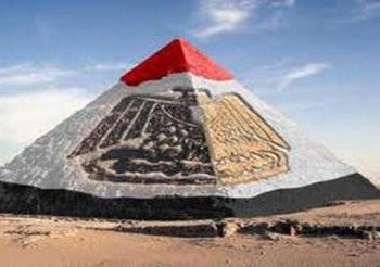 رئيس لجنة الفتوى ببنى سويف : لا نريد رئيس يقبل يد المرشد ويحول مصر