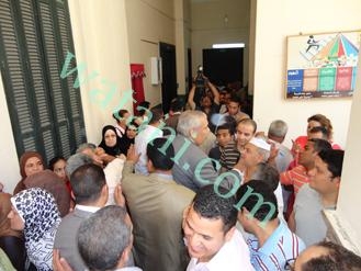 محافظة المنيا تواجه الملل الذي يصيب الناخبين بتوفير تليفزيونات