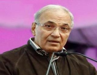 “انا أسف ياريس” تنفى دعمها لمحمد مرسى وتؤكد تأييدها لأحمد شفيق