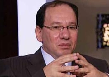 قنديل: البرادعي يوافق على تأسيس مجلس رئاسي