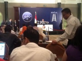 في مؤتمر صحفي جديد الفريق شفيق يكشف تمثيليات الاخوان