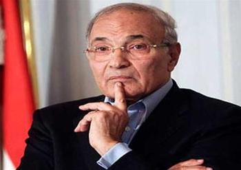 “المعركة الأخيرة” يزعم أن تصويت الأقباط لشفيق فى الإعادة خيانة لمصر
