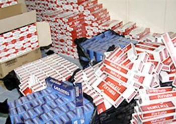 بعد رفضه رشوة مالية للمرة الثانية: نقيب ابراهيم فايد:  ضبط ١٦٥ألف علبه