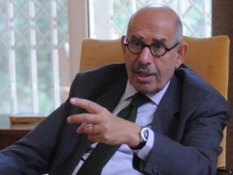 البرادعي للجارديان : جماعة الإخوان مهندس اجهاض الثورة