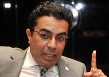 باسل عادل : نحب الإسلام فى عزه وفى الوقت نفسه نخشي على حقوق الأقباط