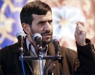 نجاد: “لن نتراجع قيد أنملة في الدفاع عن حقوق الشعب الايراني”