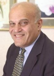 الدكتور مجدى يعقوب يطالب الاهتمام بالعلم والابتكار والتكنولوجيا