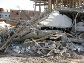 مسلمون يهدمون منزل قبطي بالبحيرة بحجة تحويله لكنيسة