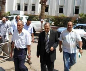 محافظ السويس الجديد يستلم عمله ويؤكد تحسين الخدمات و الاستثمار