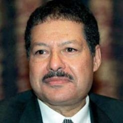 العالم الكبير الدكتور أحمد زويل اثناء لقاءه بالجمعية التأسيسية للدستور