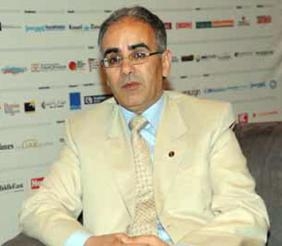 وزير الاقتصادي الليبي يجدد إدانة بلاده لحادث مقتل السفير الأمريكي