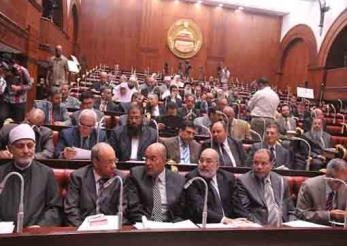 حقوق التأسيسية تلغى “حظر تجارة الجنس” وتتجاهل “بناء دور العبادة”