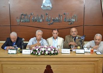 فى ندوة بهيئة الكتاب: أدباء وشعراء على خط النار