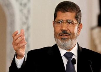 وحيد حامد: خطاب مرسى باستاد القاهرة هو تنصيب لفرعون جديد