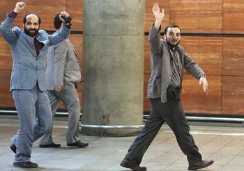 وصول الرهائن الايرانيين المفرج عنهم في ليبيا الى طهران