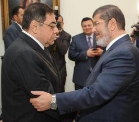 مرسي يقيل النائب العام ويعينه سفيرا لمصر بالفاتيكان