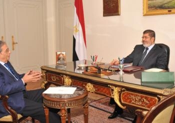 خلال لقائهما ..مرسي لموسى : الدعوة  مفتوحة لكل القوى الوطنية