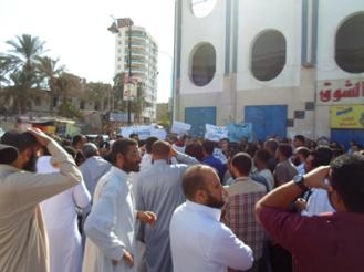 بالفيديو والصور …مظاهرة للإسلاميين في السويس وهتافات ضد العلمانيه