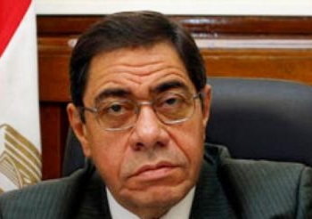 النائب العام يطالب وزير الإعلام بحجب المواقع الإباحية