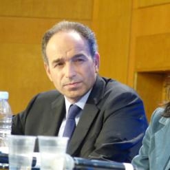 فرنسا: فوز فرانسوا كوبيه بزعامة حزب الاتحاد من أجل حركة شعبية