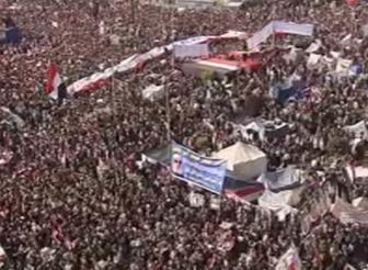 حركات وأحزاب سياسية تعلن الاعتصام بميدان التحرير وتنصب الخيام