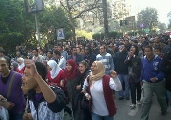 12 حزبا وحركة بالمنيا تخرج بعد مؤتمر صحفي لشوارع المنيا