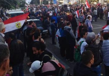 مسيرة الصحفيين تتوجه الى التحرير وبعدها أمام مستشفى أبو ضيف