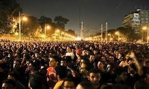 القوى الثورية تعلن الاعتصام فى محيط الاتحادية وترفض الحوار مع الرئيس