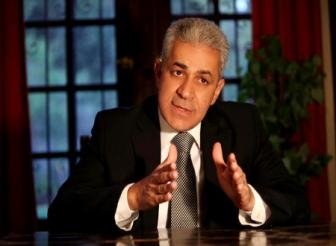 صباحى يتحدى مرسى فى استخدام سلطته لتطبيق الشريعة