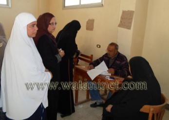 مراقبو الاستفتاء يرصدون شكاوى من ضعف الحبر الفسفوري في لجان السويس
