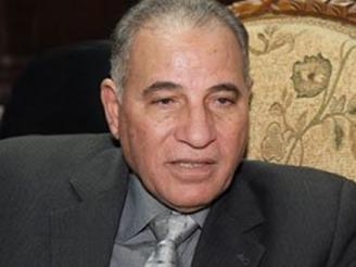 تعقيباً على إصابة الزند عمار على حسن مايحدث ” مسخرة “