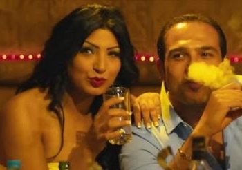 (ساعة ونصف) يحقق فى كارثة قطار الأطفال .وفيلم (البار )ينافق الإخوان