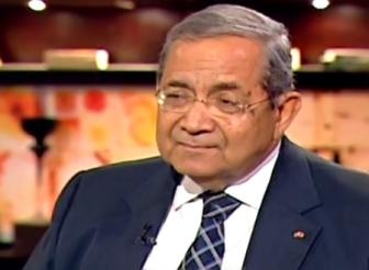 بيومى يطالب  بتجميد المطالب الفئوية حتى نهاية 2014