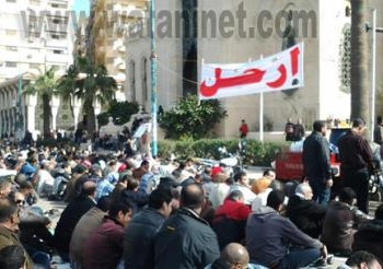 هتافات ثوار الأسكندرية ” احبس اضرب اقتل فينا كل رصاصة بتقوينا”