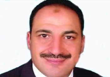 هيبة يدعو الرئاسة للخروج عن صمتها ويرفض بيان الدفاع الوطنى