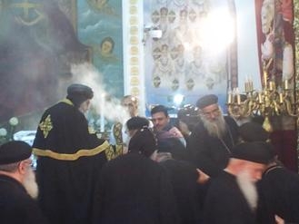 البابا تواضروس وصل كنيسة الجيوشى وسط اﻻﻻف من المسلمين واﻷقباط