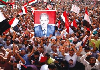 اخوان وسلف بني سويف يشاركون في مليونية لا للعنف
