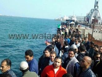 عصيان لليوم السابع وإنضام عمال وموظفي الترسانة البحرية ببورسعيد