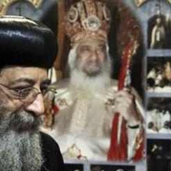 البابا تواضروس يحضر حفل فيلم الراعى الاحد القادم